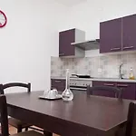 Apartman Lili Póla