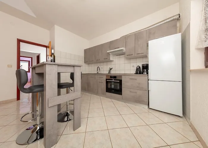 Lili Apartmán Pula