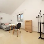 Lili Apartment