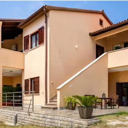 Apartament Lili *