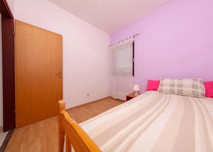 Lili Apartman Pula